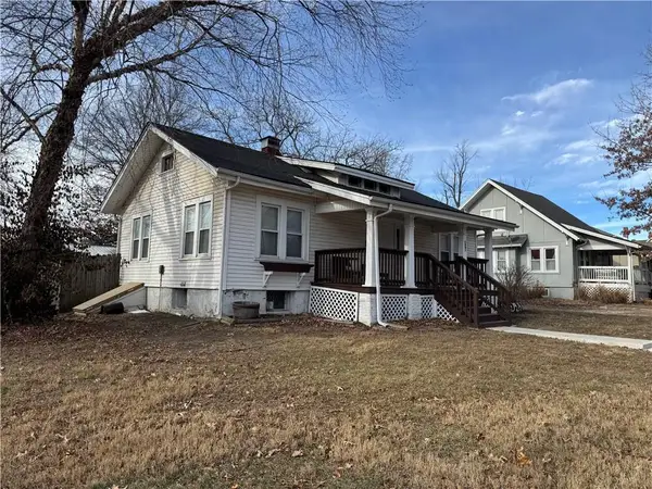 618 SE Miller Street, Lee's Summit, MO 64063