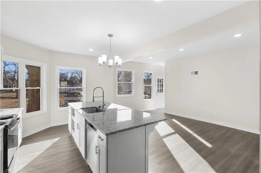 1815 N Franklin Street, Lexington, MO 64067 - Image #2