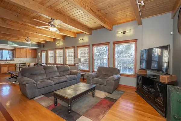 605 Parkside Court, Baldwin City, KS 66006