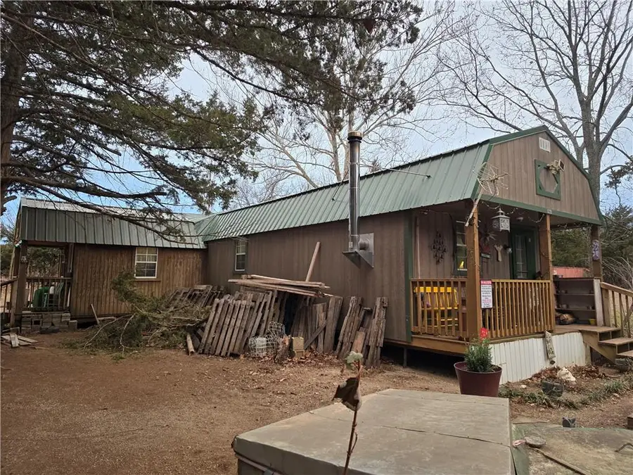 46 W Coronado Cove, Mound City, KS 66056 - #2