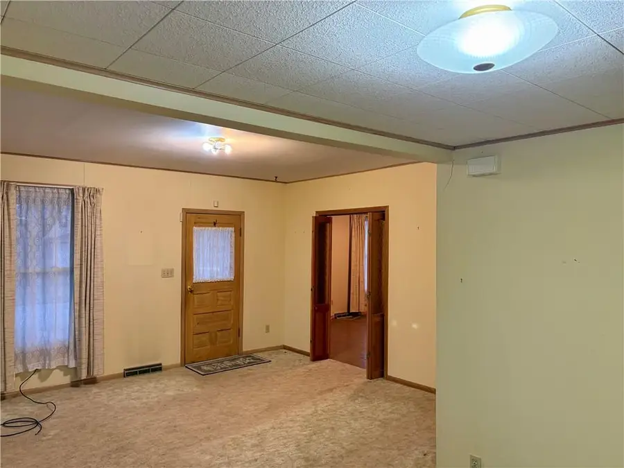 507 S Main Street, Yates Center, KS 66783 - #3