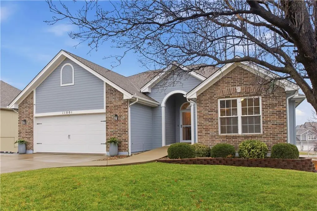 11001 N Laurel Avenue, Kansas City, MO 64157 - #1