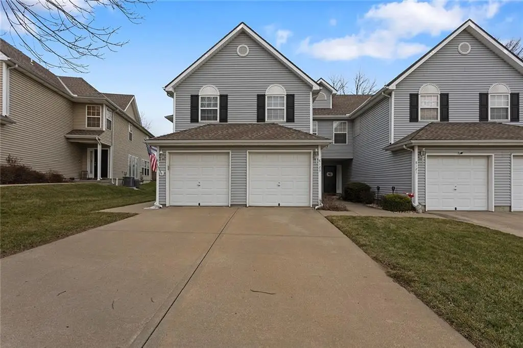 8123 N Lawn Avenue, Kansas City, MO 64119 - Image #1