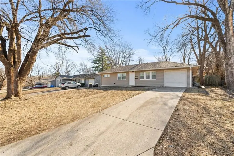 8703 E 114th Street, Kansas City, MO 64134 - Image #2