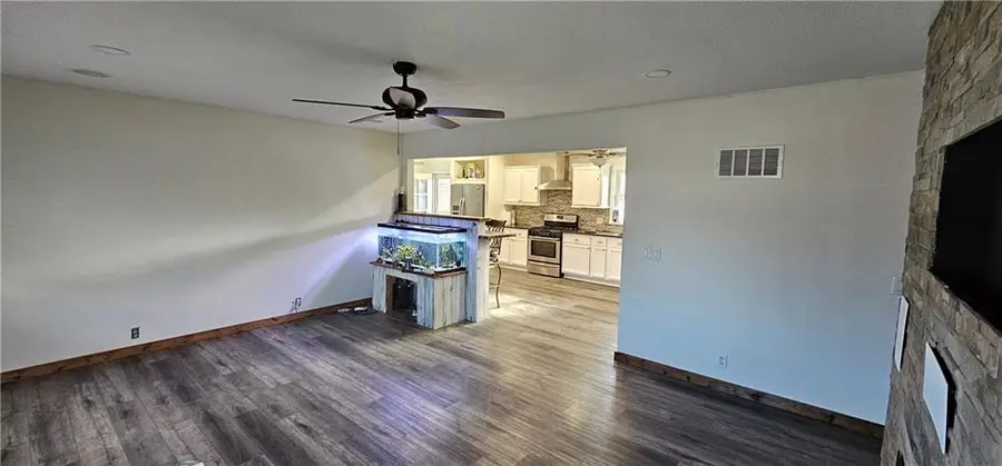 104 W. Cedar Street, Waverly, MO 64096 - #3