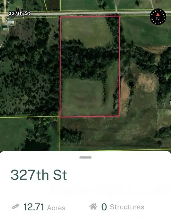 327 Street, Stanberry, MO 64489