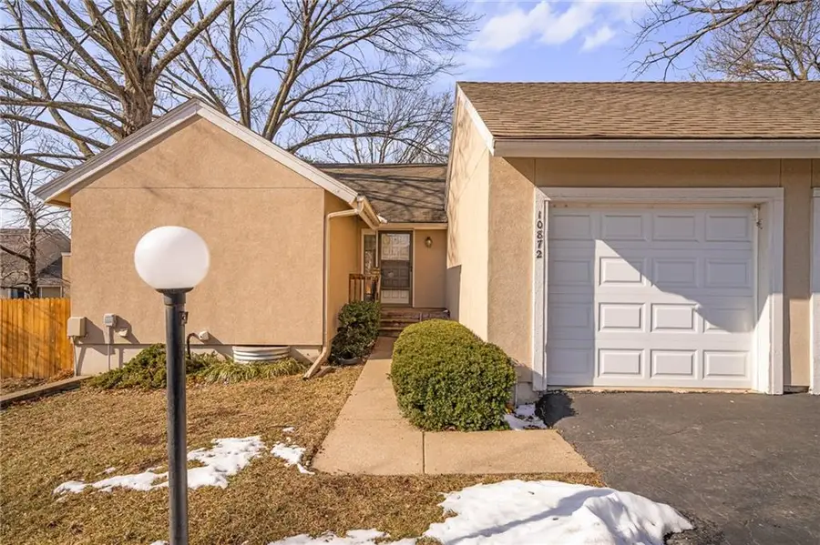 10872 Bradshaw Street, Overland Park, KS 66210 - Image #3