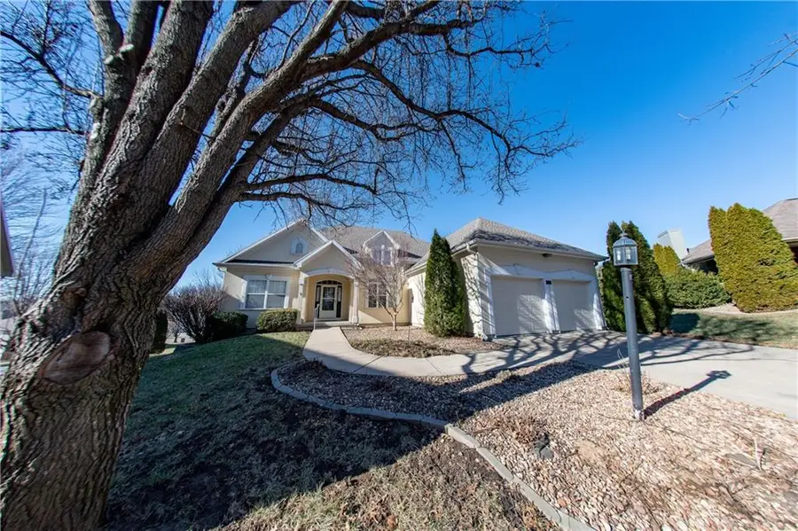 3710 Durham Court, Saint Joseph, MO 64506 - #3