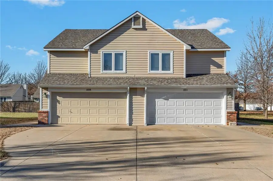 511 Lancaster Court, Lawrence, KS 66049 - Image #2