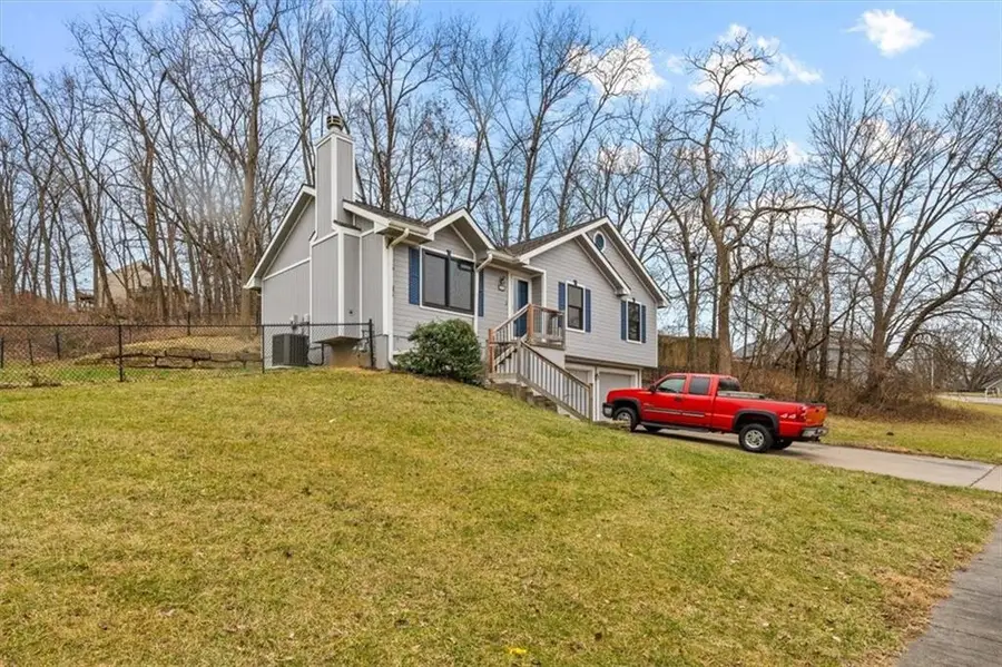 7111 N Jarboe Street, Kansas City, MO 64118 - Image #2