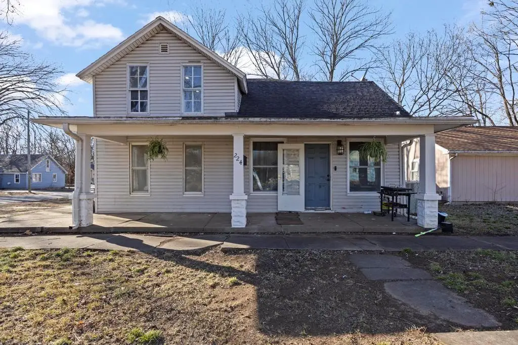 224 S Lowman Street, Fort Scott, KS 66701 - #1