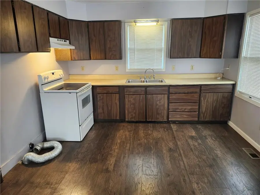 617 S Coleman Street, Princeton, MO 64673 - Image #2