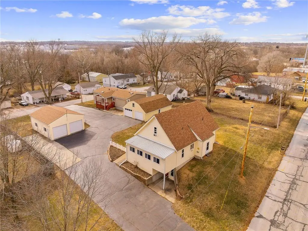 8215 NE Schell Road, Pleasant Valley, MO 64068 - Image #1
