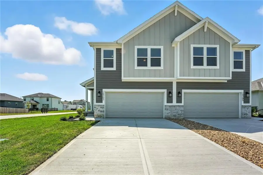 1333 S 4th Street E, Louisburg, KS 66053 - Image #2