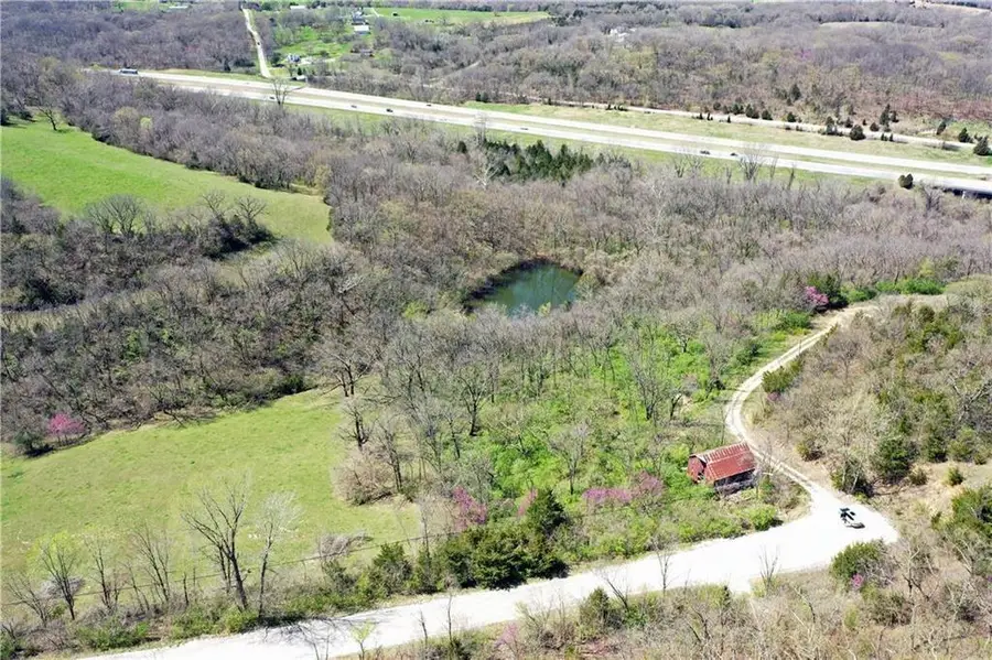 9817 Hollingsworth Road, Kansas City, KS 66109 - Image #3