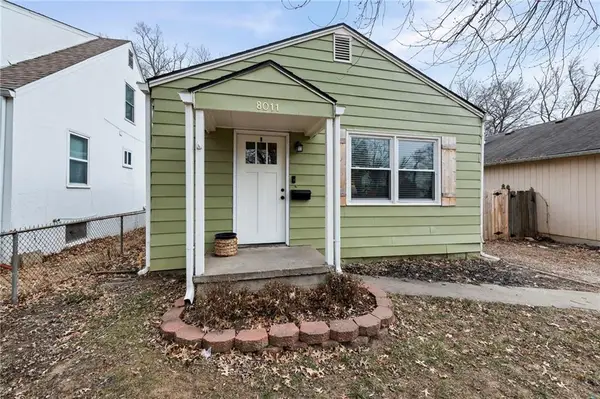 8011 Main Street, Kansas City, MO 64114