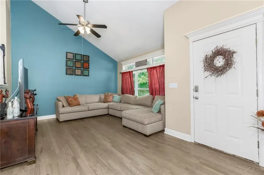 3703 Clayton Drive, Leavenworth, KS 66048 - Image #3