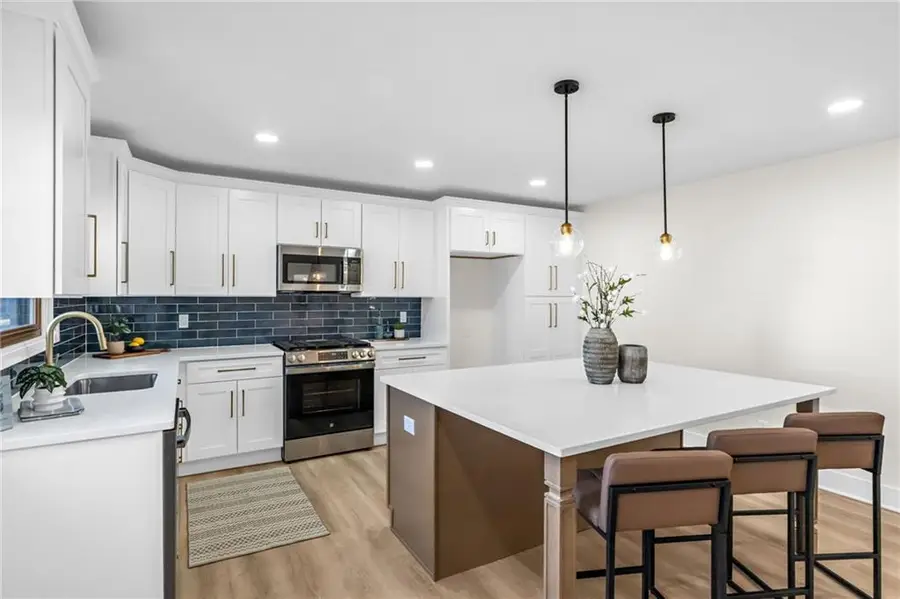 9021 Arlington Court, Kansas City, MO 64138 - #3