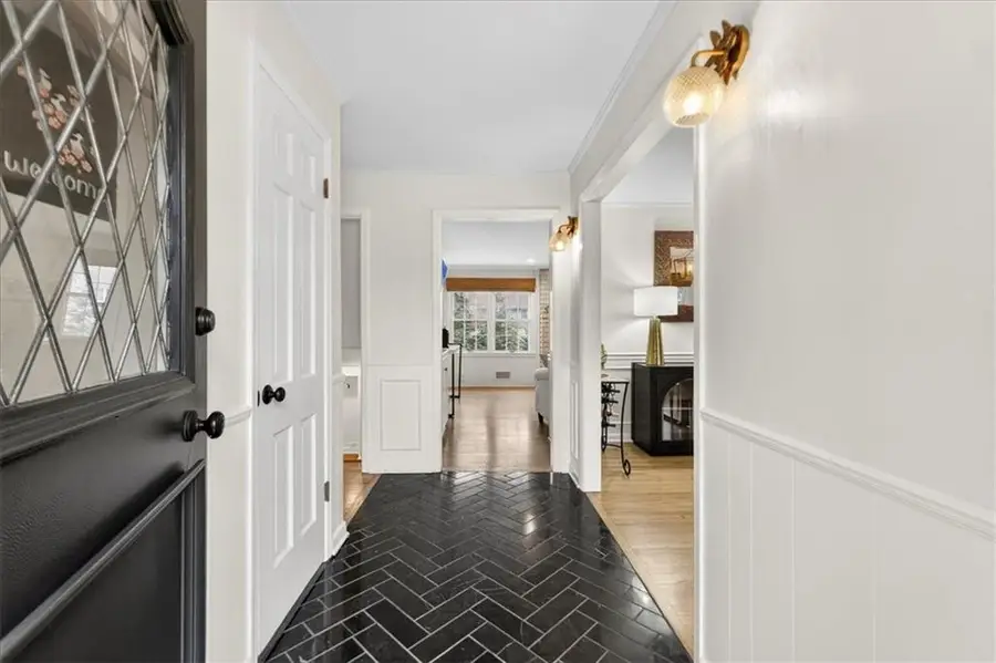 9116 Fontana Street, Prairie Village, KS 66207 - #2