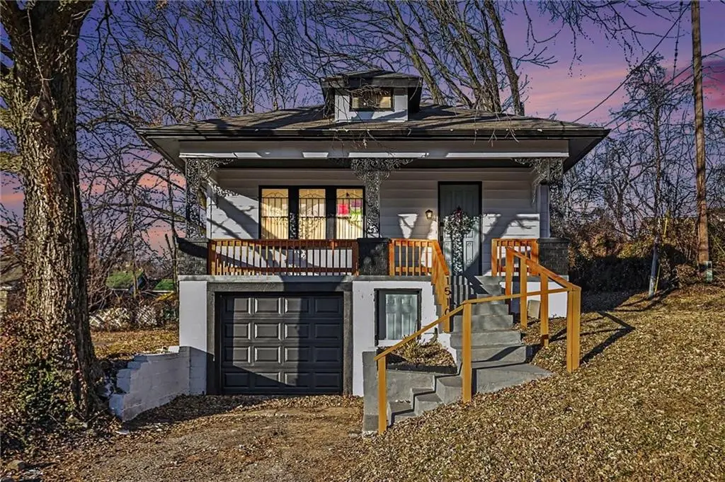 1510 N 17th Street, Kansas City, KS 66102 - #1