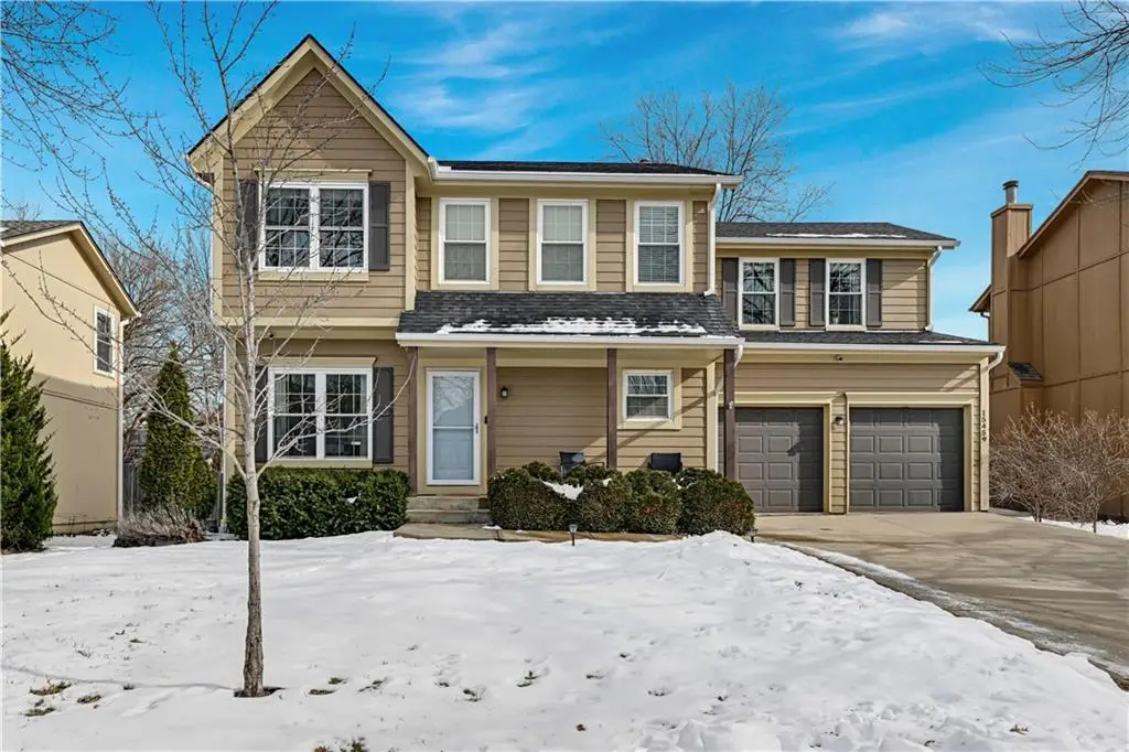 15459 S Sturgeon Drive, Olathe, KS 66062 - #1