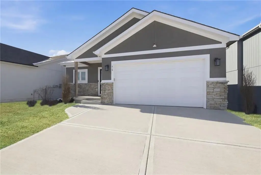 519 NW 110th Street, Kansas City, MO 64155 - Image #1