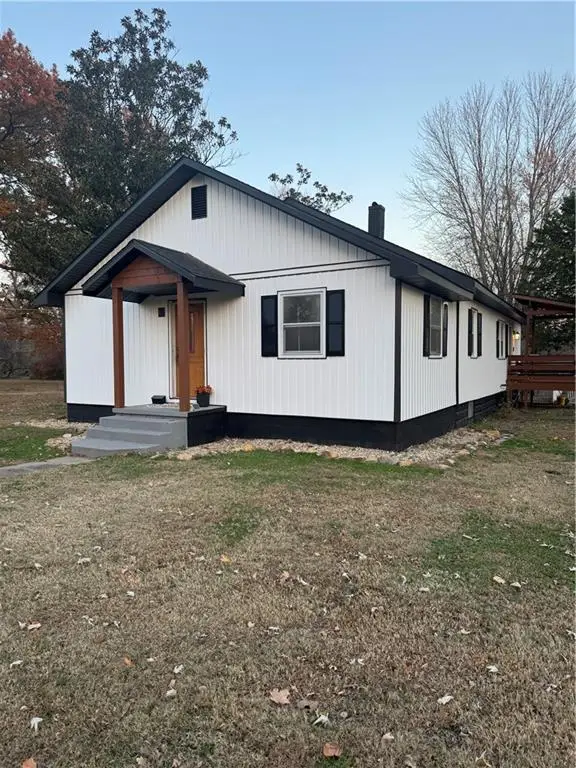 1002 N Water Street, Pittsburg, KS 66762 - #1