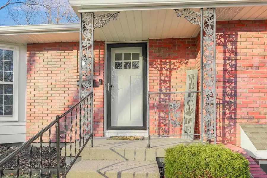 1700 NE 68th Terrace, Gladstone, MO 64118 - Image #2