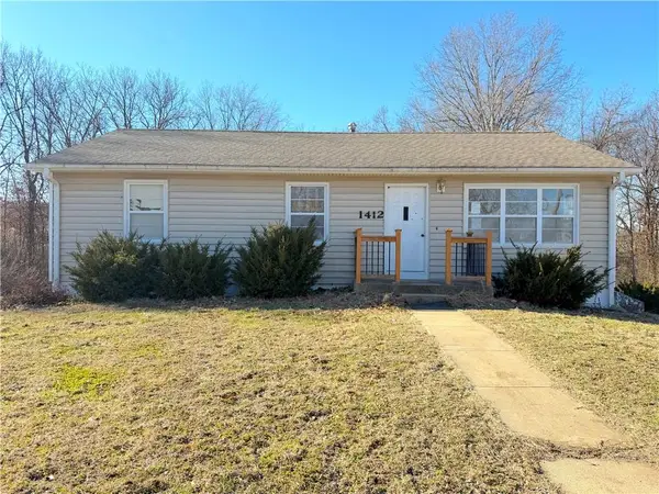 1412 Ridgeway Drive, Richmond, MO 64085