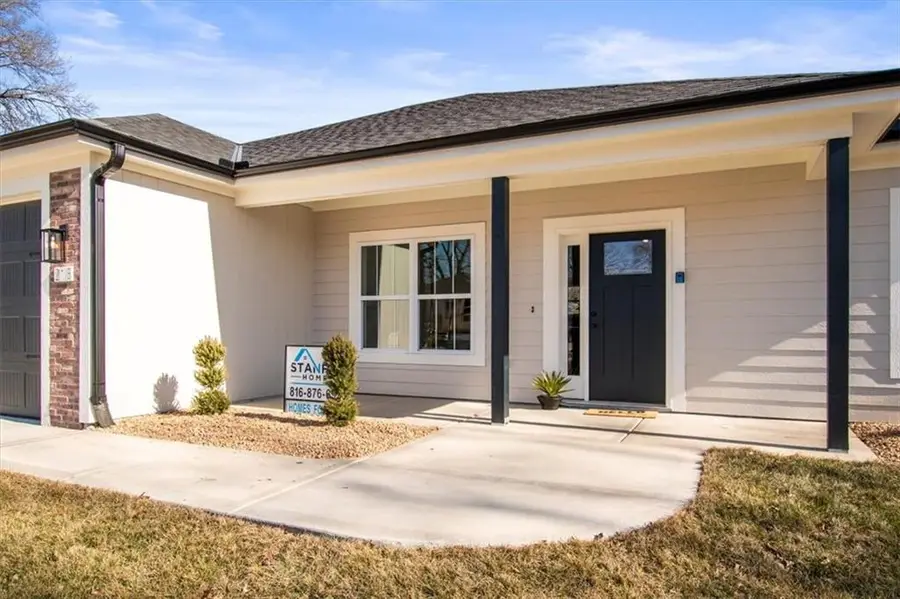 218 N Boardman Street, Pleasant Hill, MO 64080 - #3