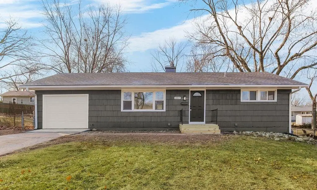 3807 E 106th Terrace, Kansas City, MO 64137 - Image #1
