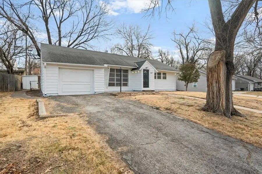 817 N 82nd Street, Kansas City, KS 66112 - #3