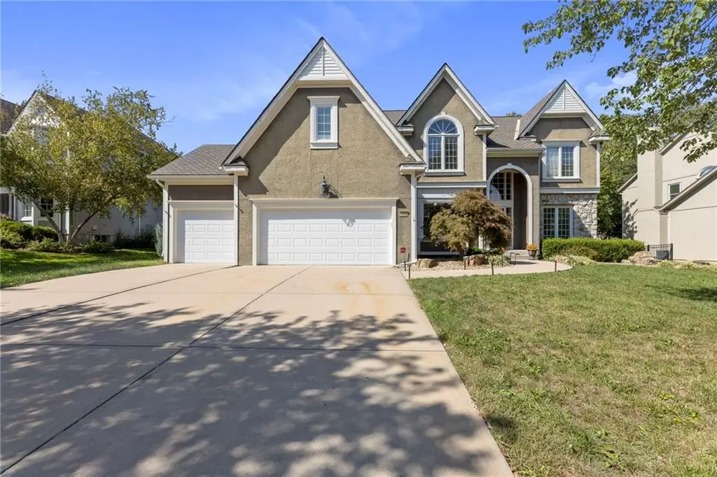 4520 W 140th Street, Leawood, KS 66224 - #1