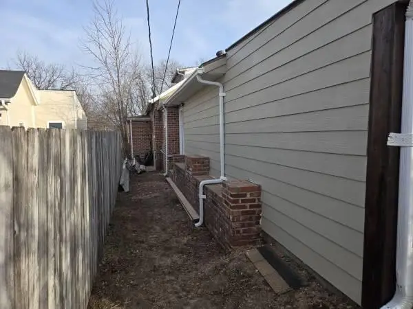 2249 Blue Ridge Boulevard, Kansas City, MO 64052 - #2