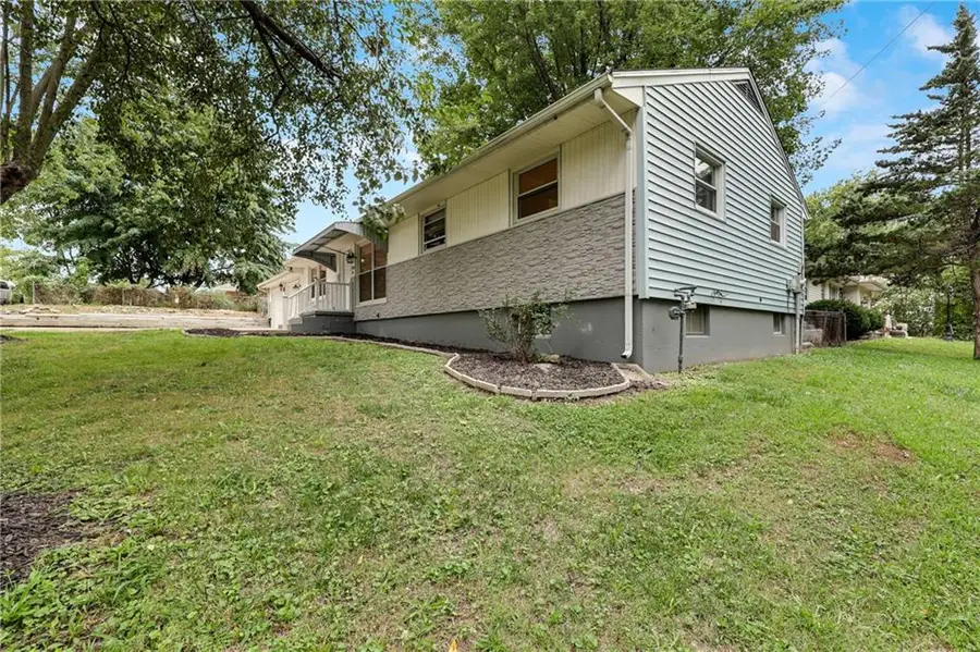 2700 Englewood Terrace, Independence, MO 64052 - #3