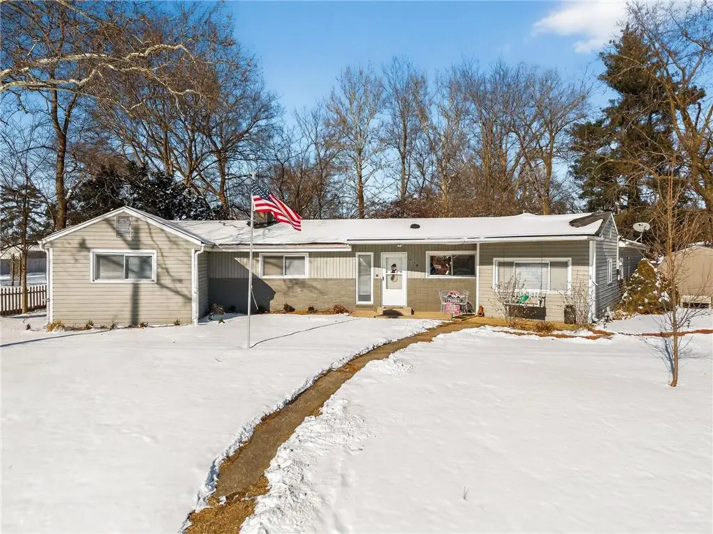 704 W Frost Street, Plattsburg, MO 64477 - #1