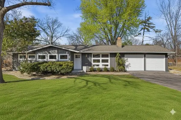 7520 Tomahawk Road, Prairie Village, KS 66208