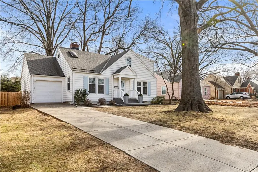 5925 Catalina Street, Fairway, KS 66205 - #2