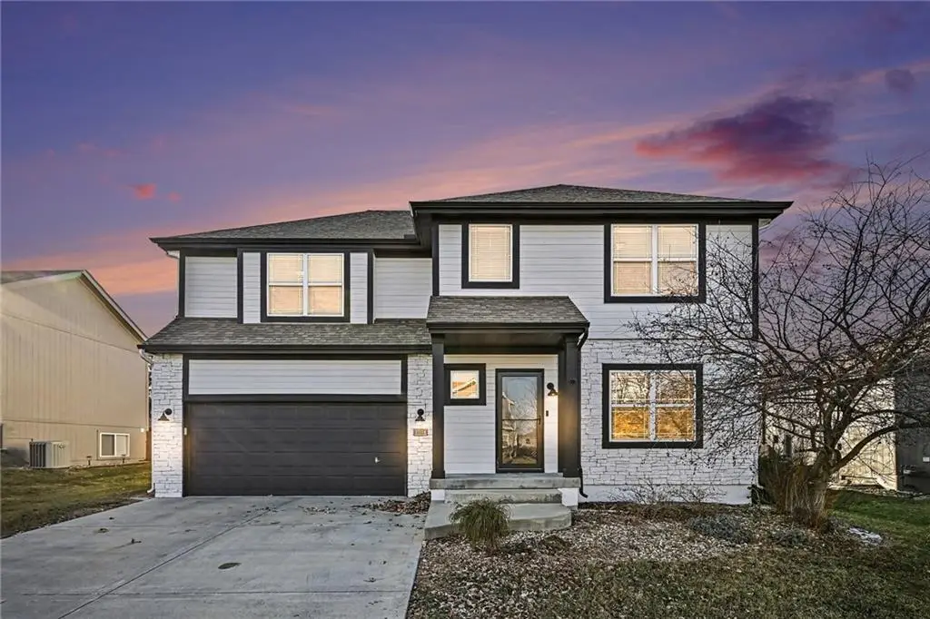 10114 N Ditman Avenue, Kansas City, MO 64157 - #1