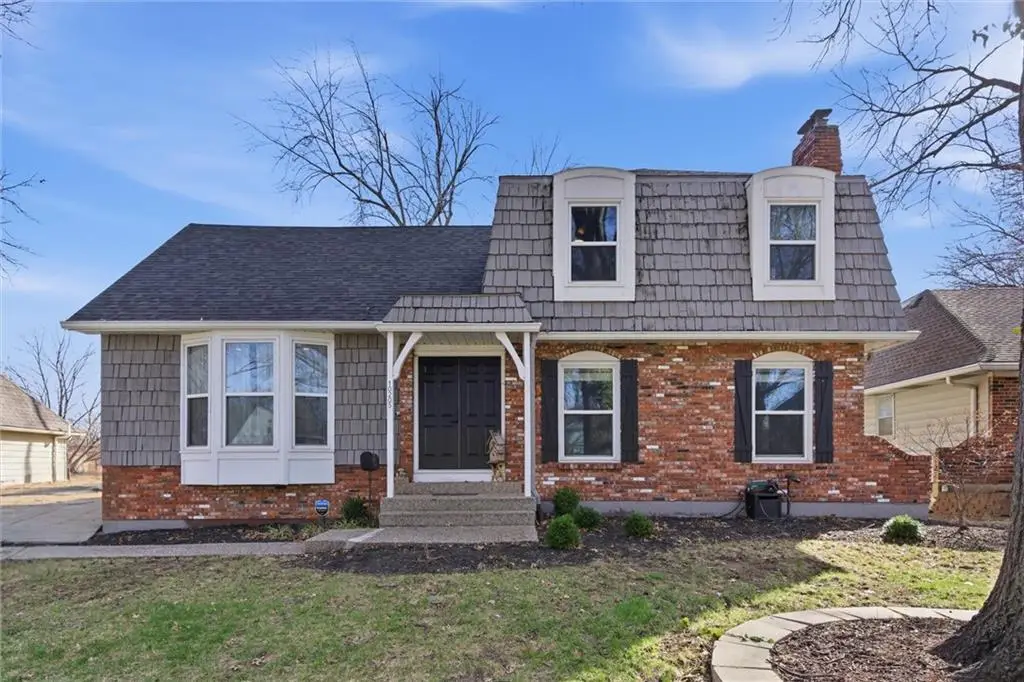 10205 W 97th Terrace, Overland Park, KS 66212 - #1