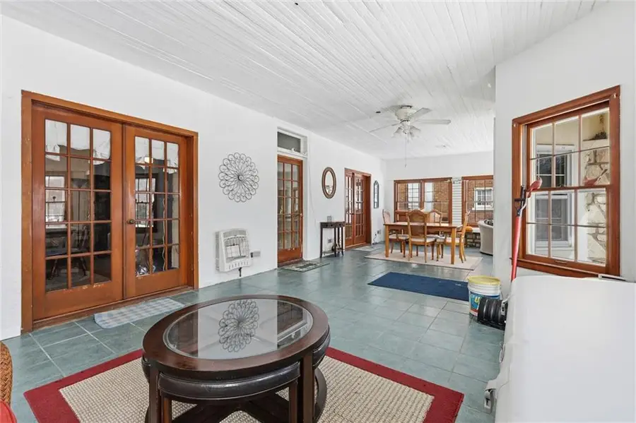 554 S Kansas City Avenue, Excelsior Springs, MO 64024 - #3