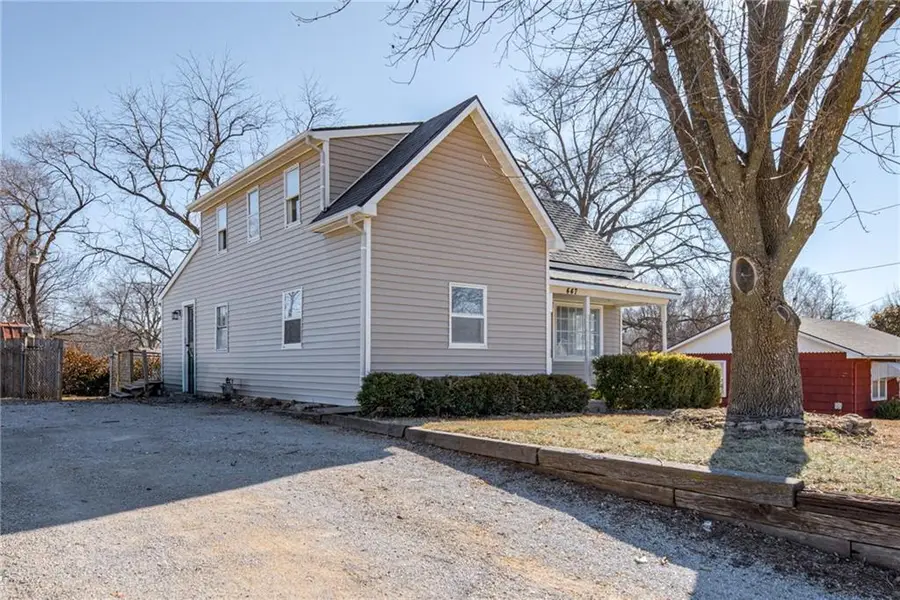 447 Sheidley Avenue, Bonner Springs, KS 66012 - Image #2