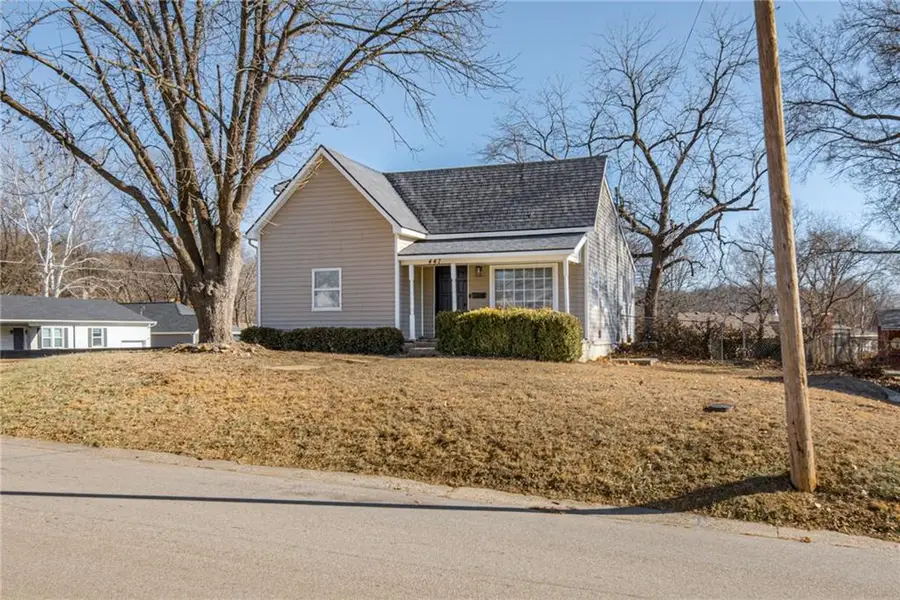 447 Sheidley Avenue, Bonner Springs, KS 66012 - Image #3