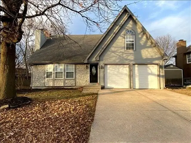 1400 Cottonwood Drive, Greenwood, MO 64034 - Image #1