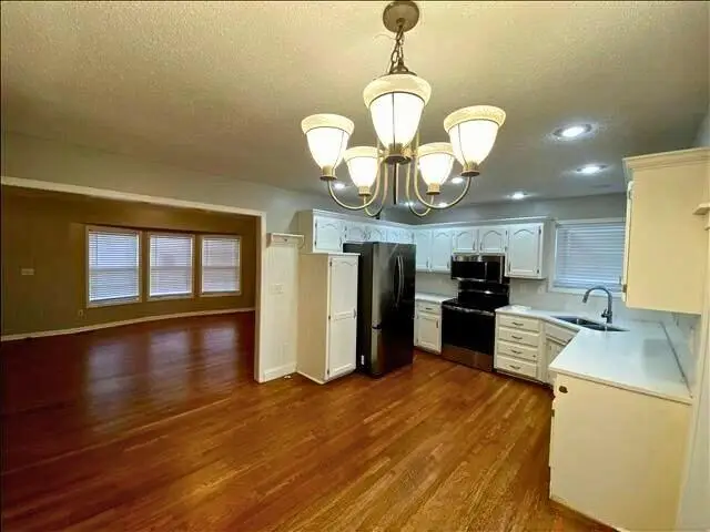 1400 Cottonwood Drive, Greenwood, MO 64034 - Image #3