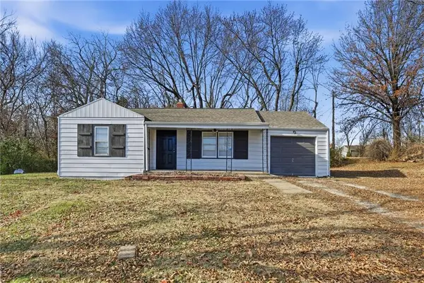 108 N Austin Street, Oak Grove, MO 64075
