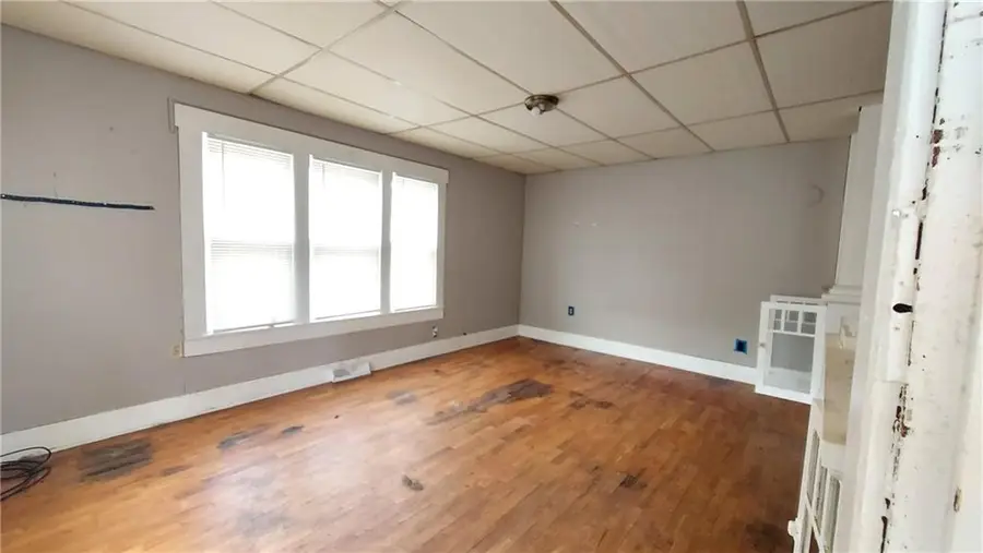 15 4th Street Circle, Pittsburg, KS 66762 - #3