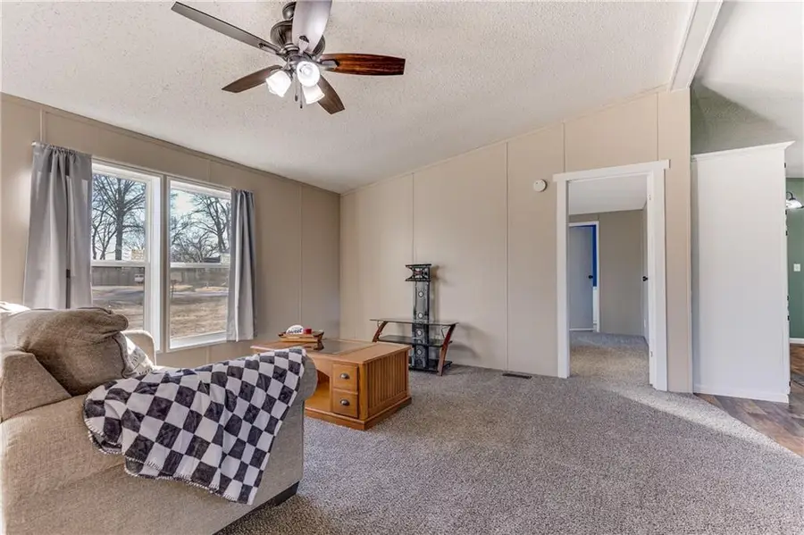 618 Locust Street, Mound City, KS 66056 - #3