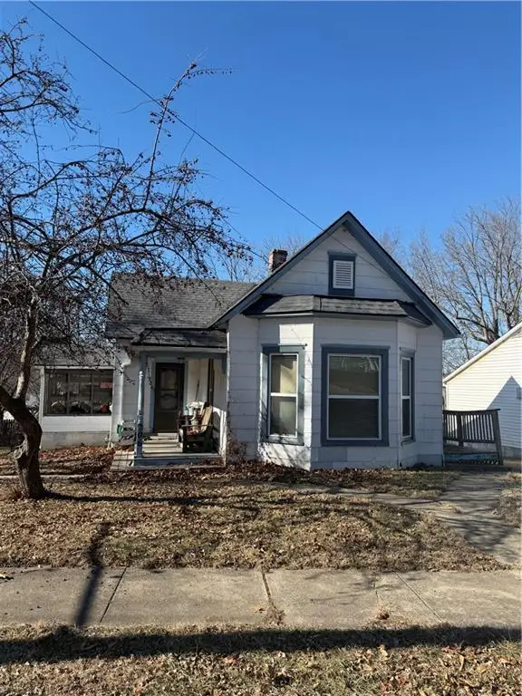 206 Winner Avenue, Smithville, MO 64089 - #1