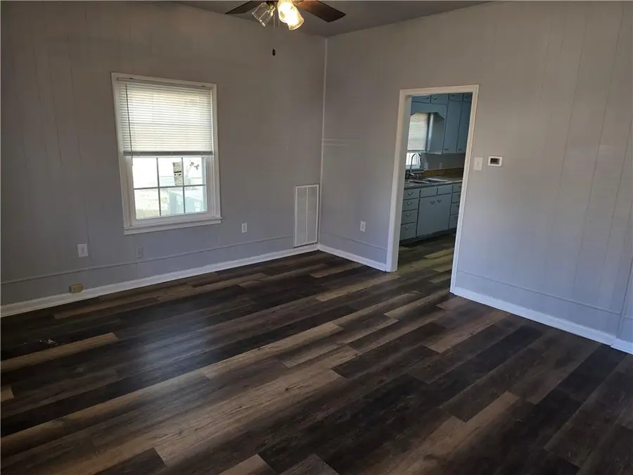 2530 Dirr Avenue, Parsons, KS 67357 - #3